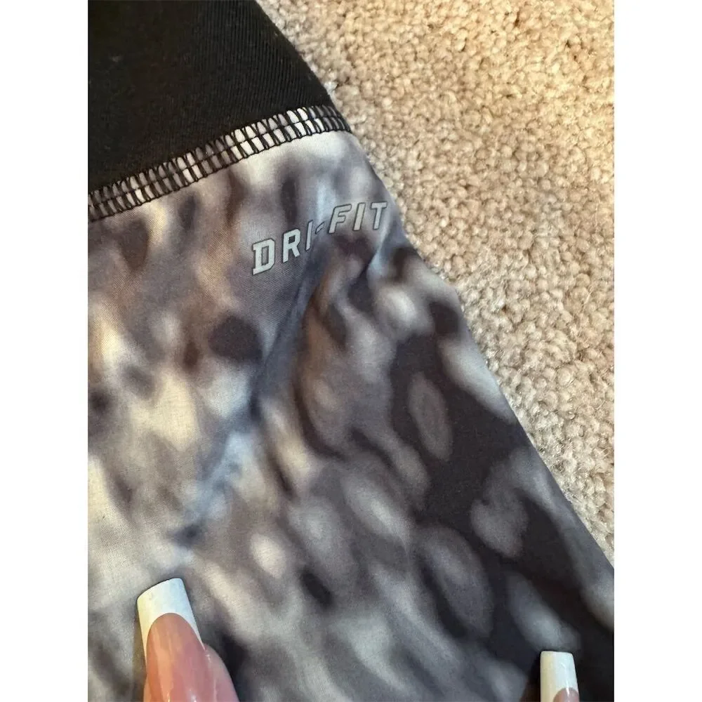 Nike Women's XS Black Tie-Dye Running Shorts Dri-Fit Gym Activewear